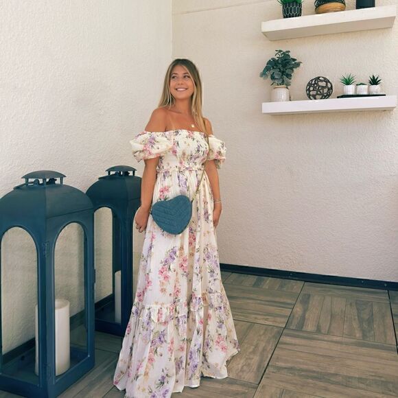 Heart Shaped Crossbody Bag with Chain Strap - Picture 13 of 13